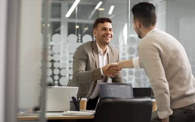 Como os serviços da HUMANA aumentam a credibilidade do corretor de seguros
